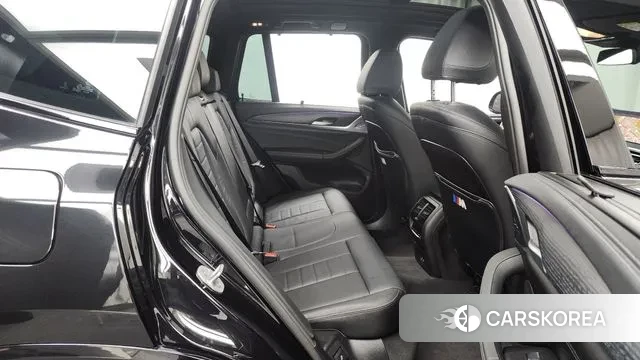 BMW X3 (G01) 2024 Черный из Кореи, фото 3