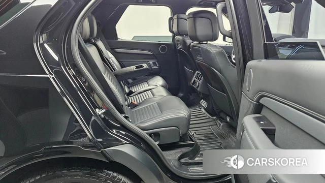 Land Rover Discovery 5 2022 Черный из Кореи, фото 3