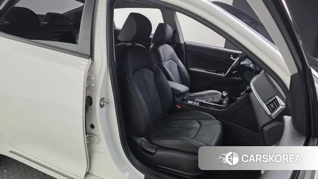 Kia The New K5 2nd generation 2018 Белый из Кореи, фото 3