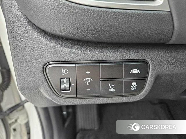 Kia Seltos 2021 Жемчужный цвет из Кореи, фото 3