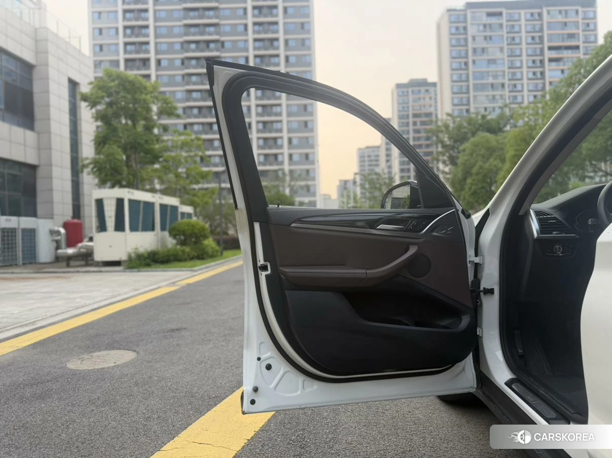 BMW iX3 2020 Белый из Китая, фото 3