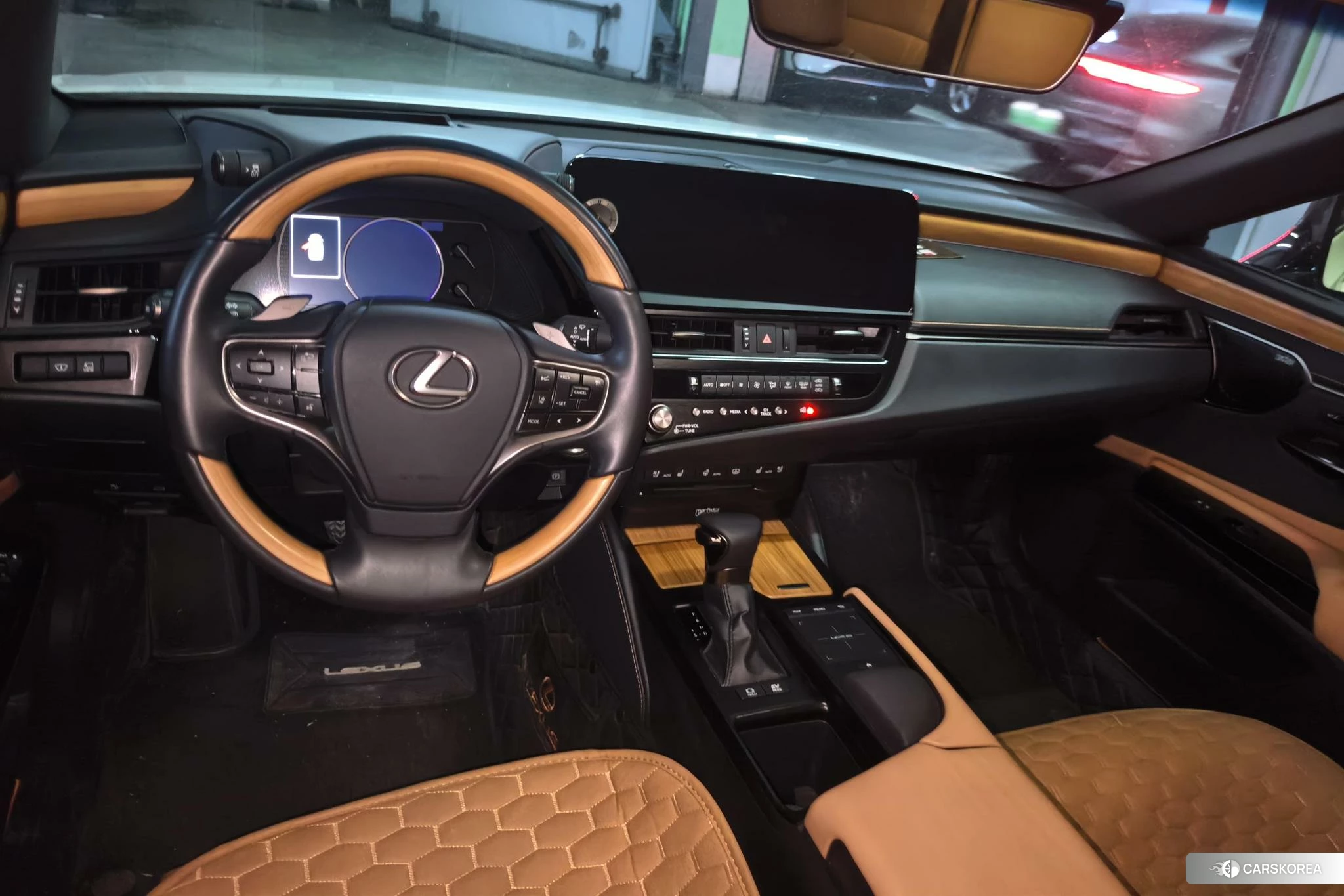 Lexus ES 2021 Белый из Китая, фото 3