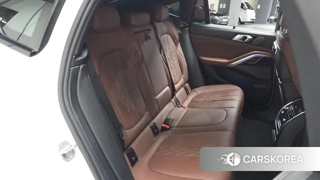 BMW X6 (G06) 2024 Белый из Кореи, фото 3