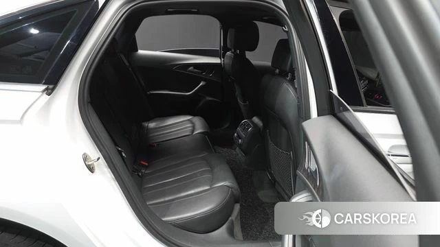 Audi New A6 2018 Белый из Кореи, фото 3