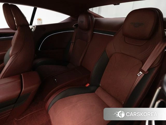 Bentley Continental GT 3rd Generation 2023 Белый из Кореи, фото 3