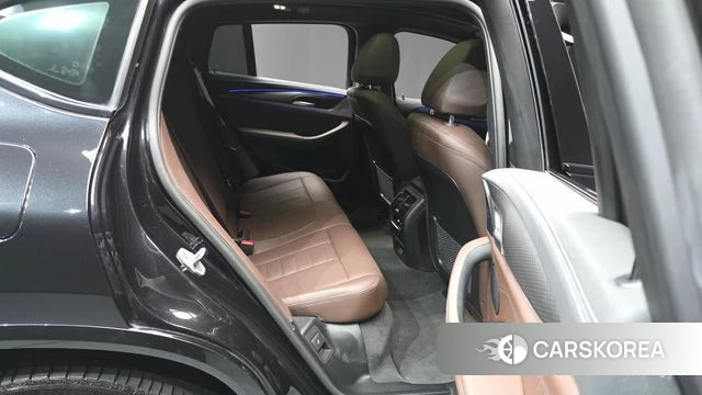 BMW X4 (G02) 2024 Черный из Кореи, фото 3