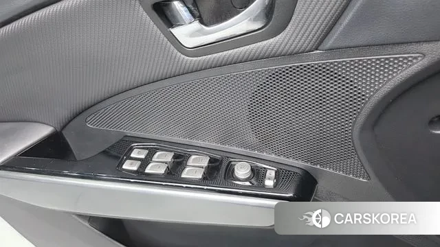 Ssangyong Tivoli Armor 2019 Синий из Кореи, фото 3