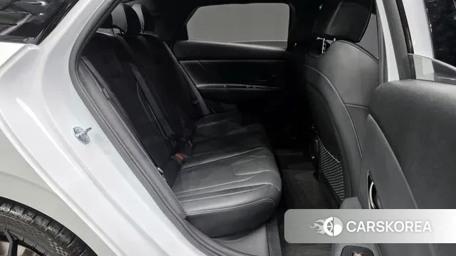 Hyundai The New Avante (CN7) 2024 Белый из Кореи, фото 3