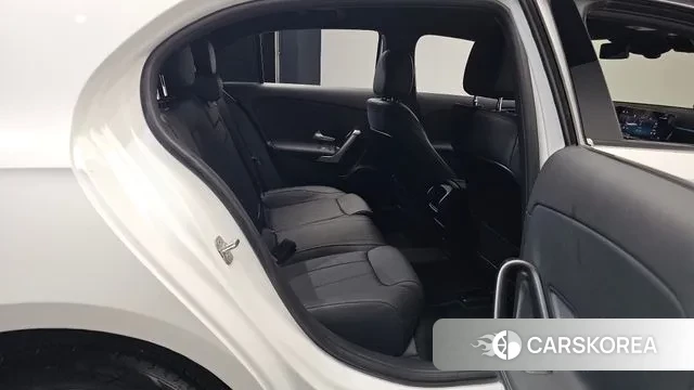 Mercedes-Benz A-Class W177 2025 Белый из Кореи, фото 3