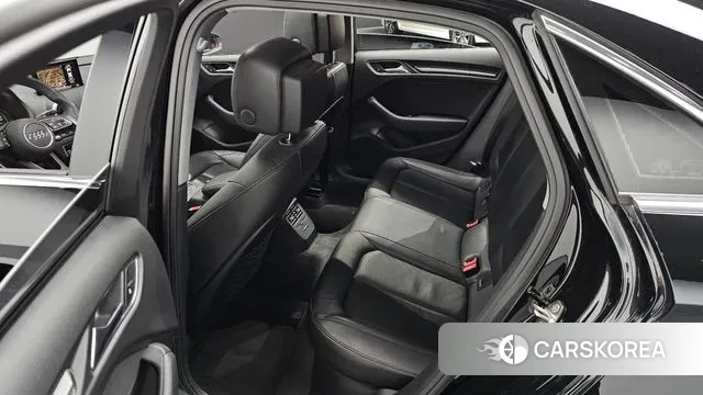 Audi New A3 2018 Черный из Кореи, фото 3