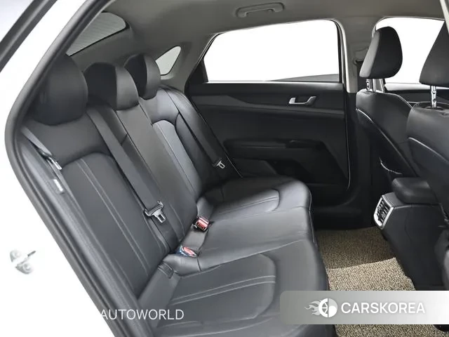 Kia K5 3rd generation 2021 Белый из Кореи, фото 3