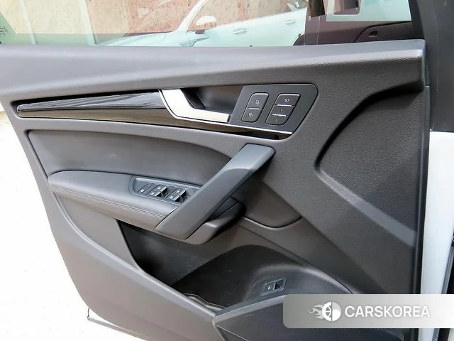 Audi Q5 (FY) 2022 Белый из Кореи, фото 3