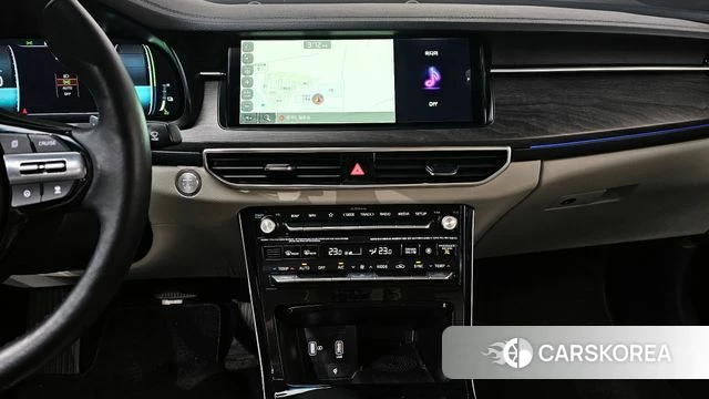 Kia K7 Premier Hybrid 2020 Белый из Кореи, фото 3