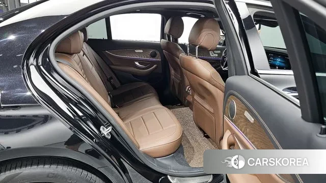 Mercedes-Benz E-Class W213 2022 Черный из Кореи, фото 3