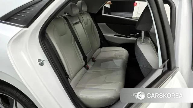 Hyundai Avante (CN7) 2021 Белый из Кореи, фото 3