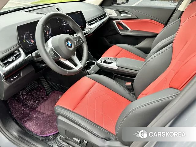 BMW X1 2024 Серебристо-серый из Китая, фото 3