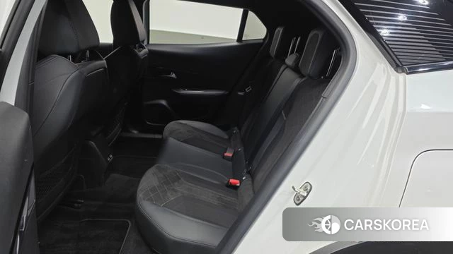 Peugeot 2008 Second generation 2021 Белый из Кореи, фото 3