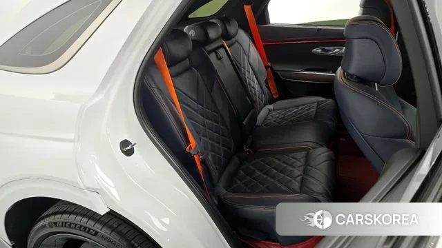 Genesis GV70 2024 Белый из Кореи, фото 3