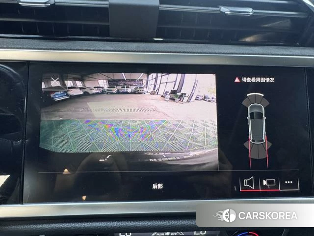 Audi Q3 2022 Темно-серый из Китая, фото 3