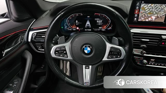 BMW 5 Series (G30) 2022 Белый из Кореи, фото 3