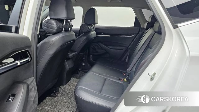 Kia Seltos 2019 Белый из Кореи, фото 3