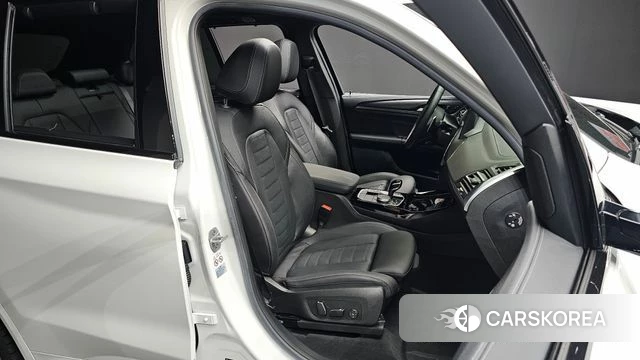 BMW X3 (G01) 2024 Белый из Кореи, фото 3