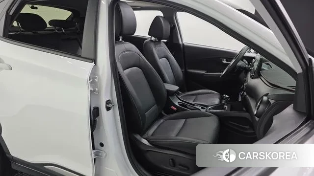 Hyundai The New Kona 2021 Белый из Кореи, фото 3