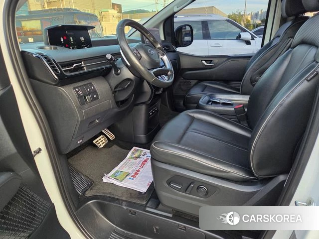Hyundai Staria 2021 Белый из Кореи, фото 3