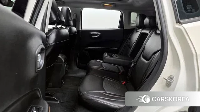 Jeep Compass 2nd Generation 2018 Белый из Кореи, фото 3