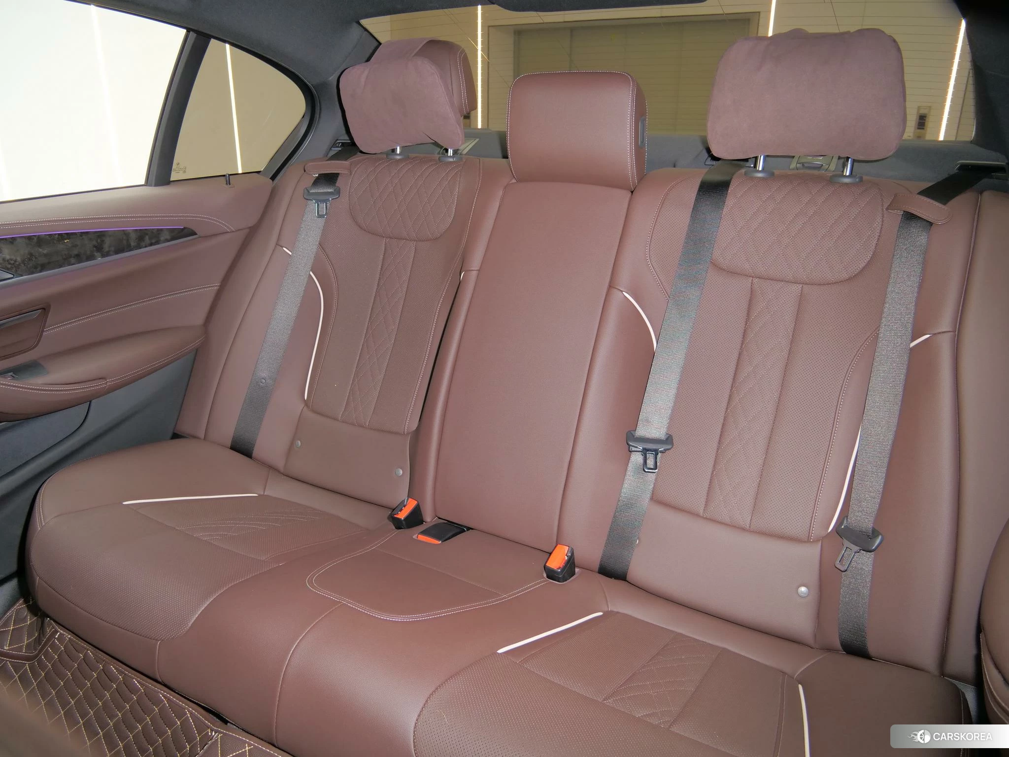 BMW 5 series 2021 Белый из Китая, фото 3
