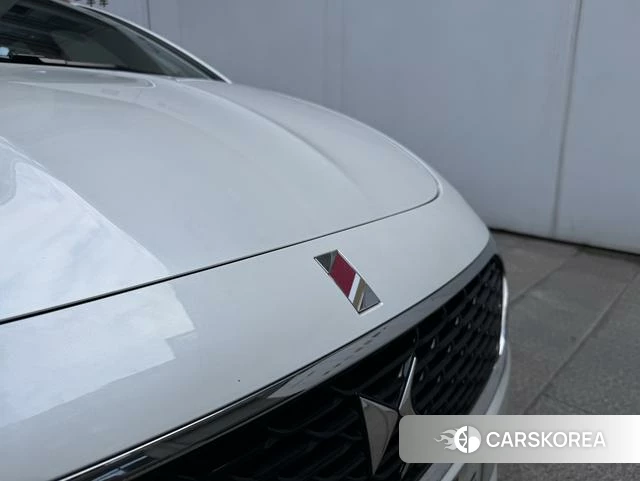 DS 5 2018 Белый из Китая, фото 3