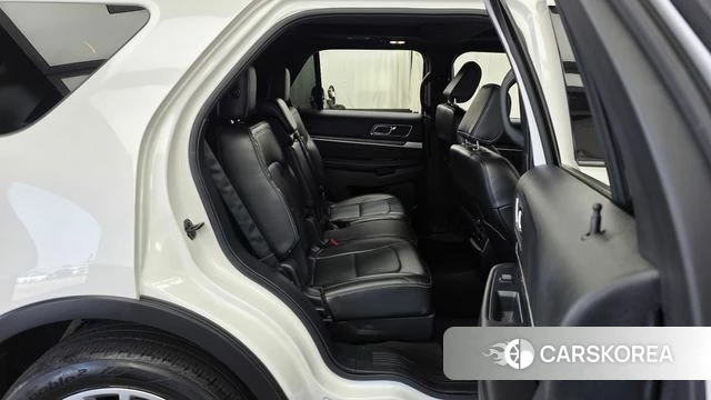 Ford Explorer 2018 Белый из Кореи, фото 3