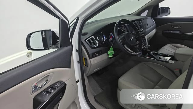 Kia The New Carnival 2019 Белый из Кореи, фото 3