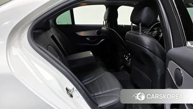 Mercedes-Benz C-Class W205 2020 Белый из Кореи, фото 3