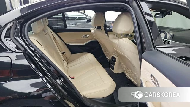 BMW 3 Series (G20) 2022 Черный из Кореи, фото 3
