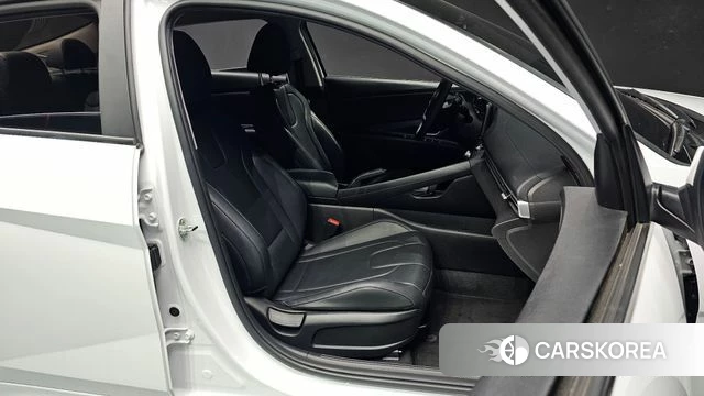 Hyundai Avante (CN7) 2022 Белый из Кореи, фото 3