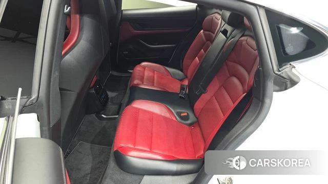 Porsche Taycan 2021 Белый из Кореи, фото 3