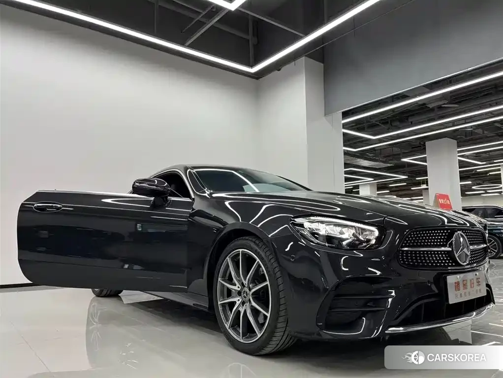 Mercedes-Benz E-Class 2024 Черный из Китая, фото 4