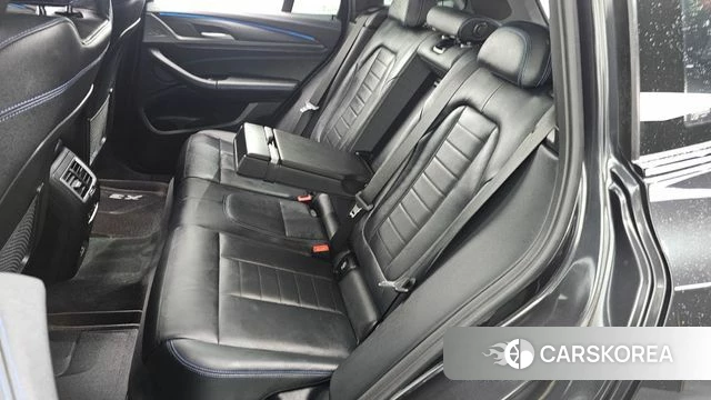 BMW iX3 2024 Черный из Кореи, фото 3