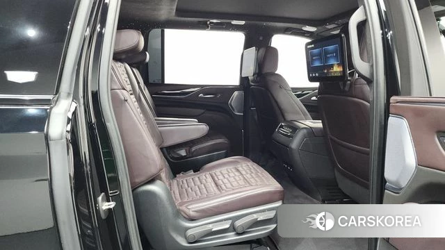 Cadillac Escalade 5th Generation 2023 Черный из Кореи, фото 3