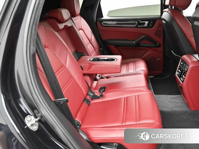 Porsche Cayenne (PO536) 2021 Черный из Кореи, фото 3