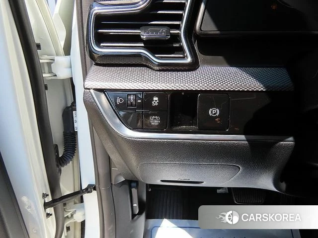 Kia Sportage 5th Generation Hybrid 2024 Белый из Кореи, фото 3