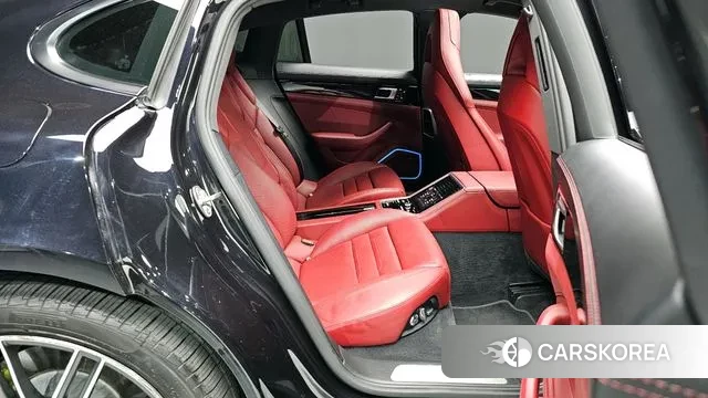 Porsche Panamera (971) 2018 Черный из Кореи, фото 3