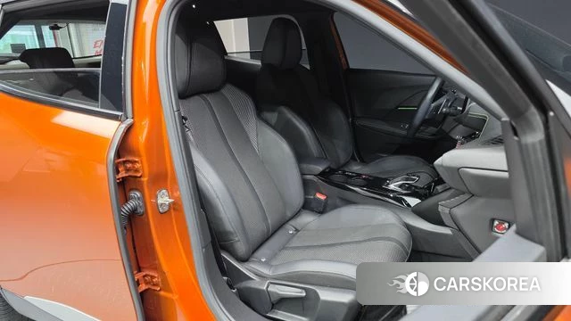Peugeot 2008 Second generation 2020 Оранжевый из Кореи, фото 3