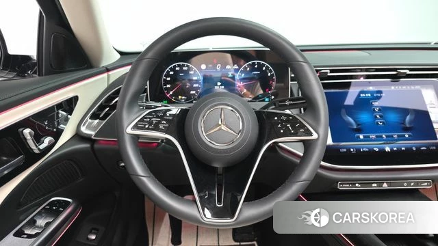 Mercedes-Benz E-Class W214 2024 Белый из Кореи, фото 3