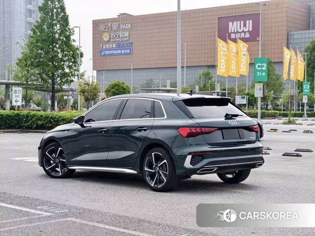 Audi A3 2023 Зеленый из Китая, фото 3