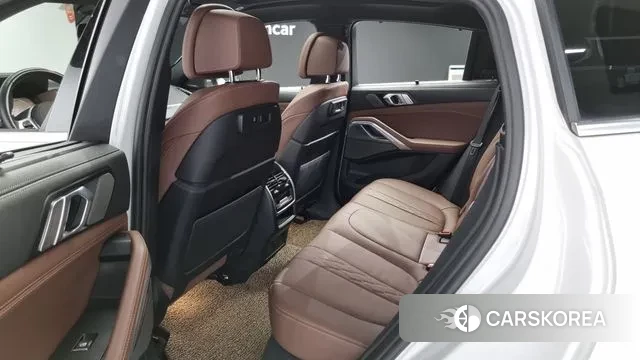 BMW X6 (G06) 2023 Белый из Кореи, фото 3