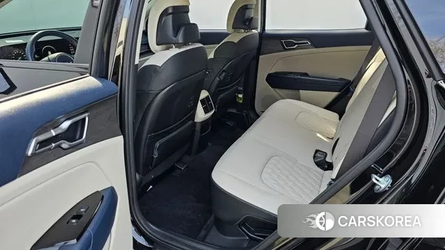 Kia Sportage 5th Generation Hybrid 2023 Черный из Кореи, фото 3