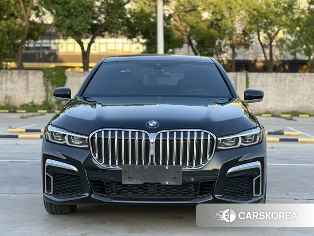 BMW 7 series 2022 Черный из Китая, фото 3