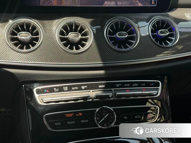 Mercedes-Benz E-Class W213 2020 Синий из Кореи, фото 3